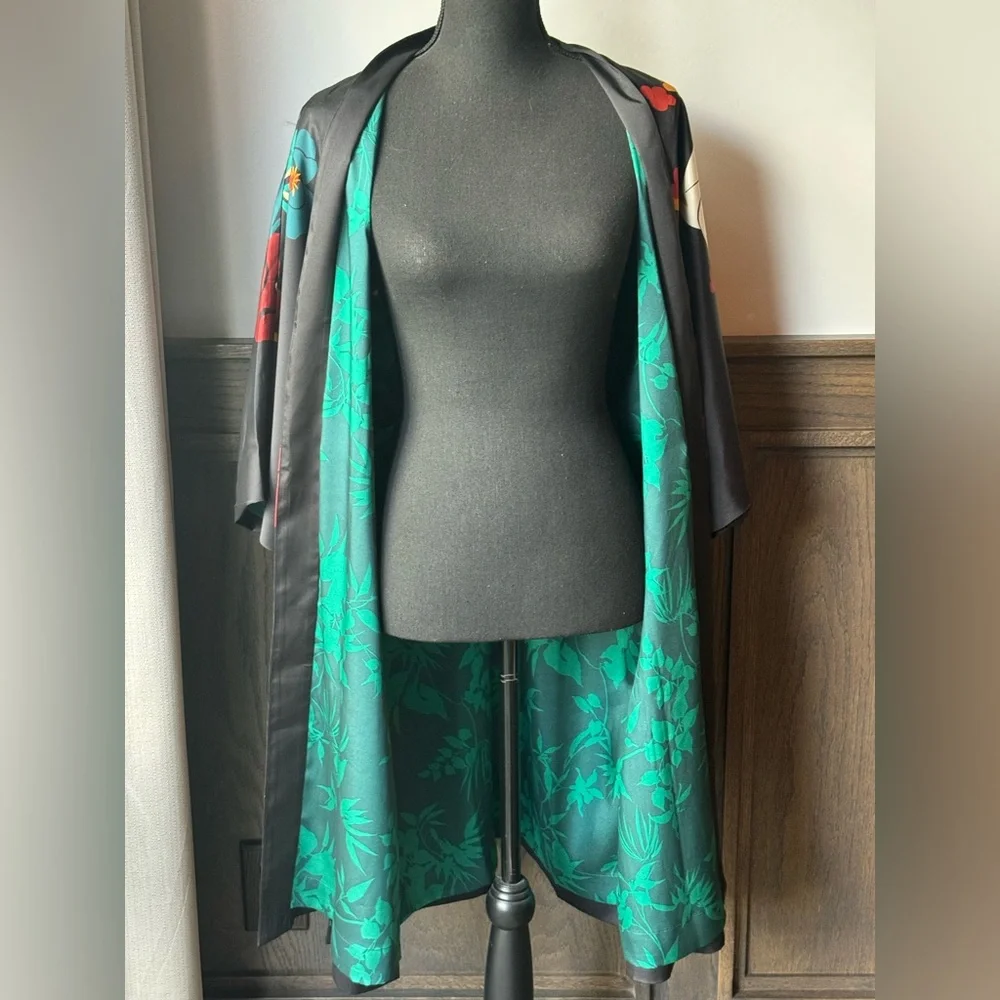 Chico's Black Kimono Covering Ruana S/M NWT - Picture 5 of 6